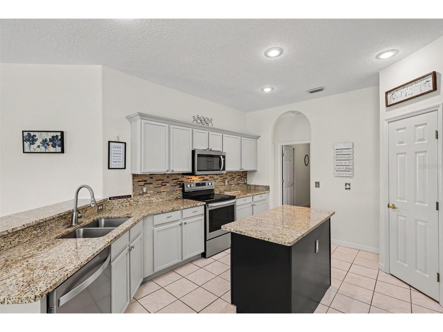 423 Stonehenge Circle Rockledge FL 32955 O6423780 image6