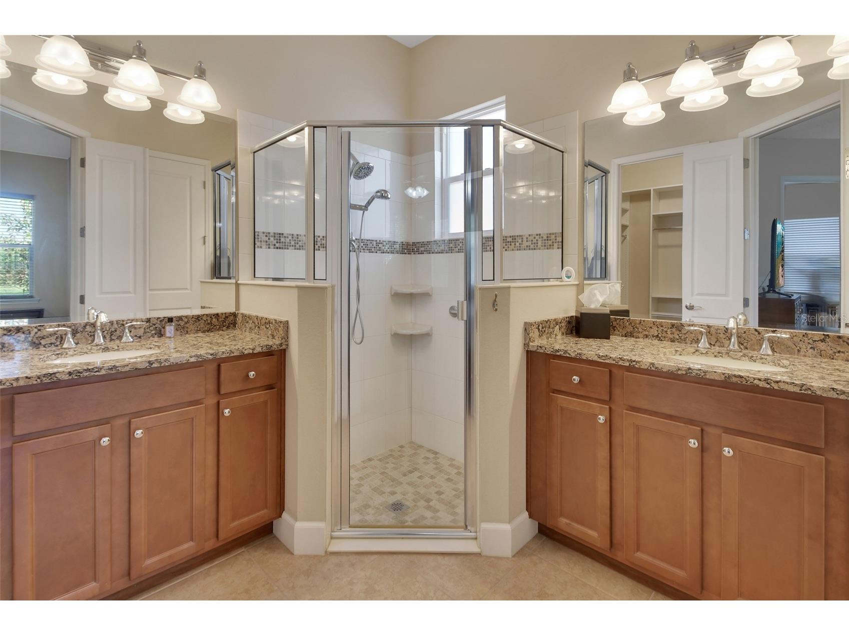 423 Tisbury Court Deland FL 32724 V4948489 image17