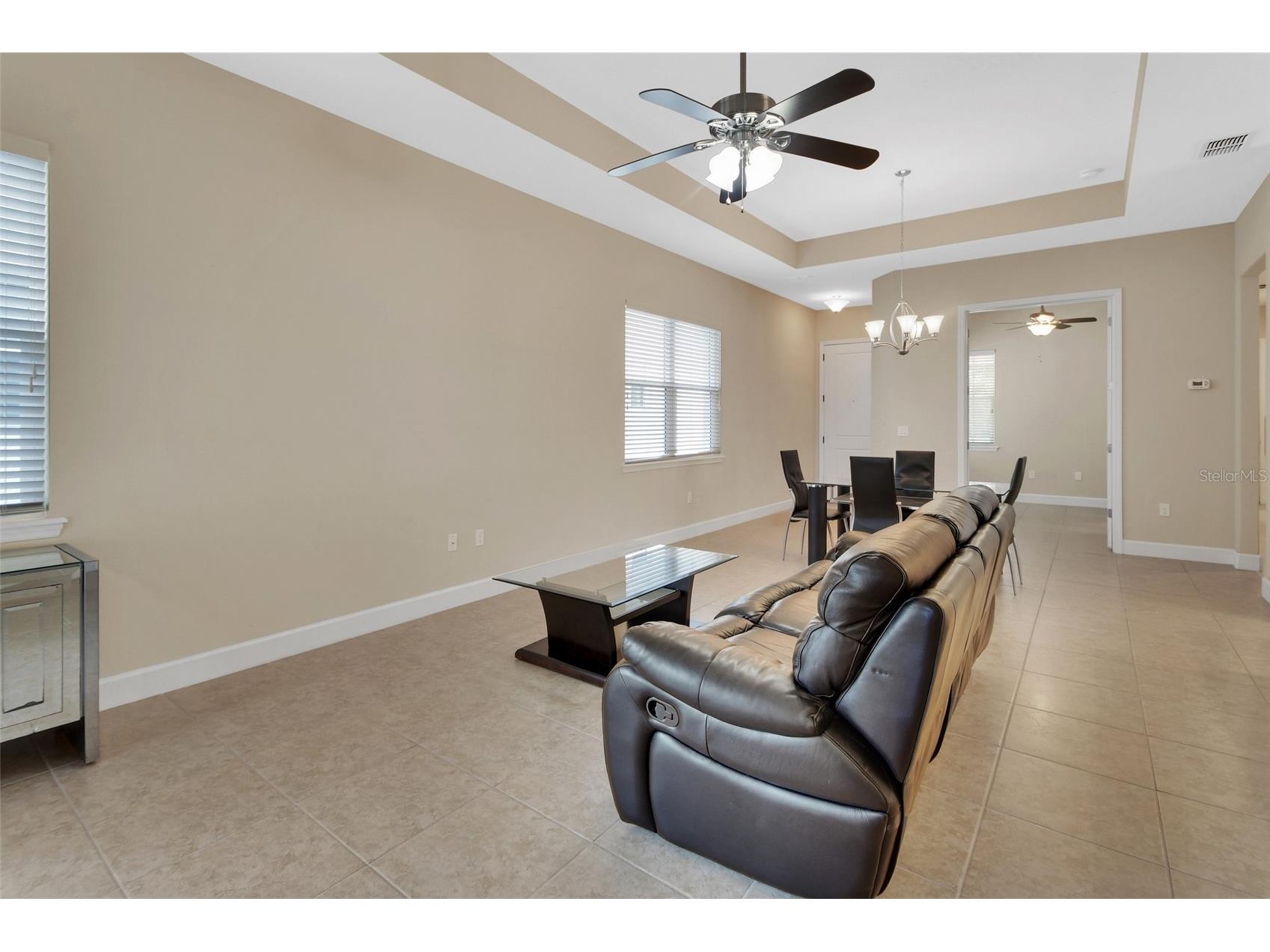 423 Tisbury Court Deland FL 32724 V4948489 image4