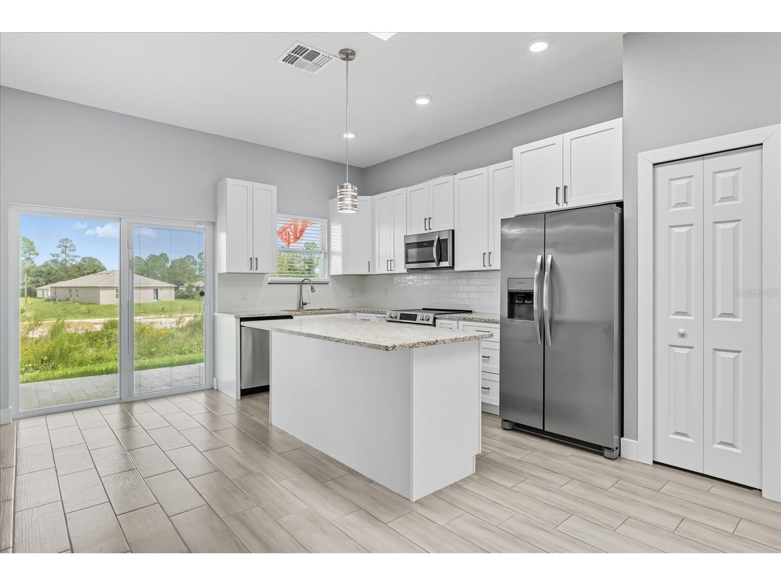 423 Vernon Court Kissimmee FL 34759 S5135083 image11