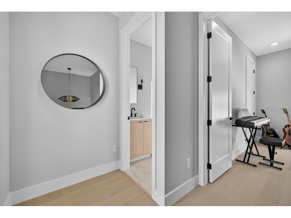 423 W Amelia Avenue #2 Tampa FL 33602 TB8426683 image46