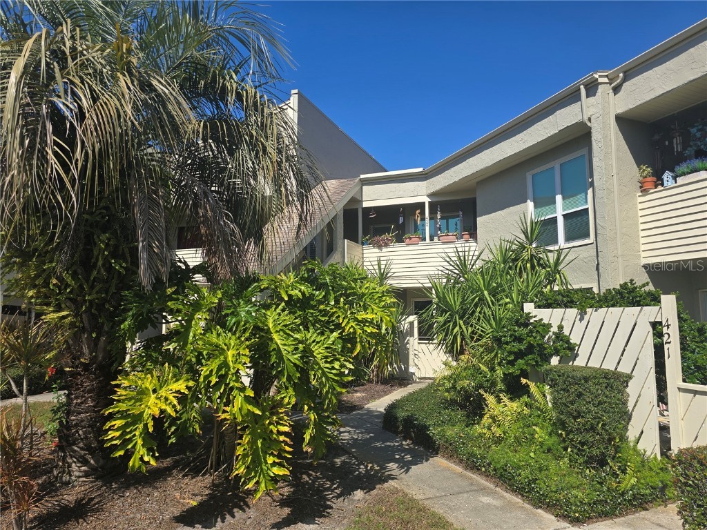 423 Windrush Bay Drive Tarpon Springs FL 34689 - GULF OF MEXICO TB8349553 image1