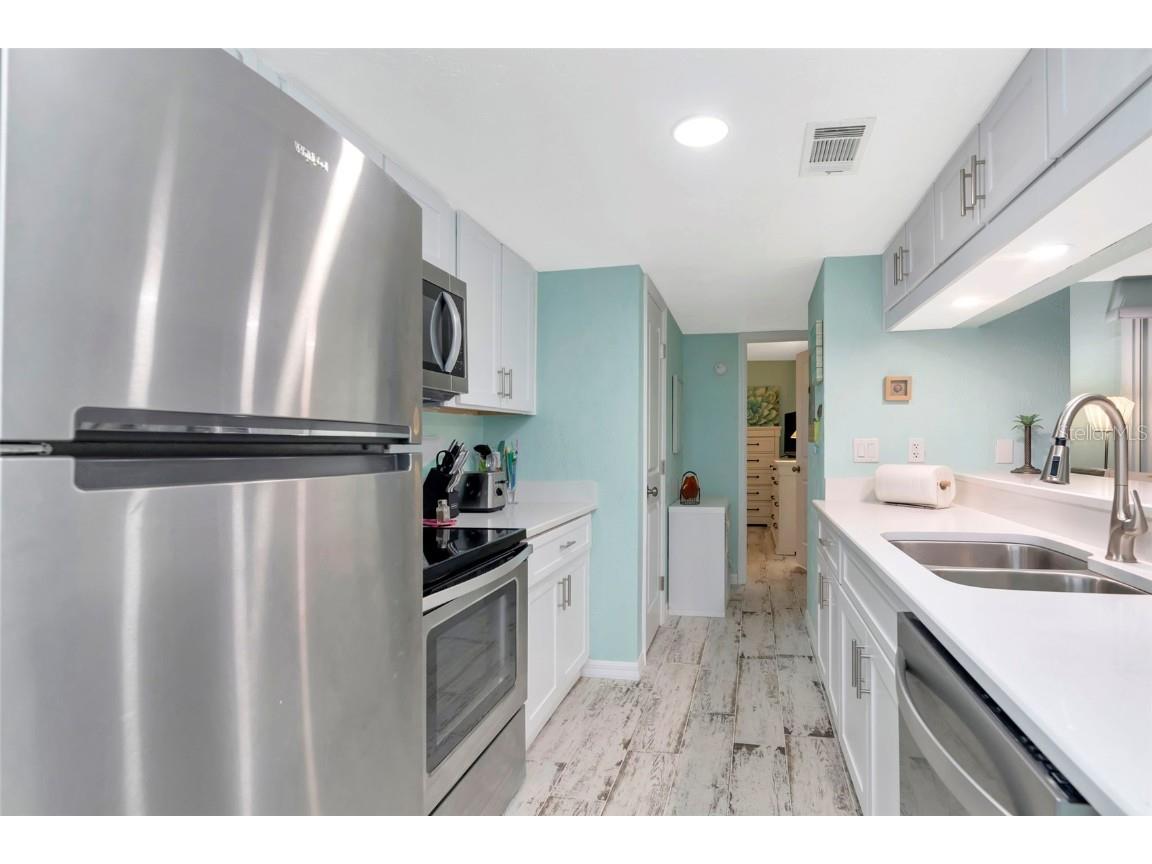 4230 36th Avenue S #B Saint Petersburg FL 33711 O6366717 image14