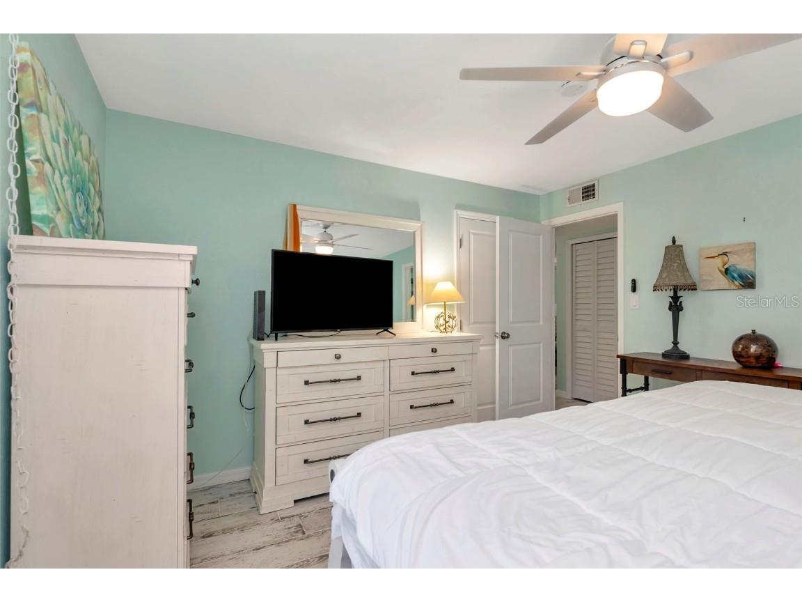 4230 36th Avenue S #B Saint Petersburg FL 33711 O6366717 image17