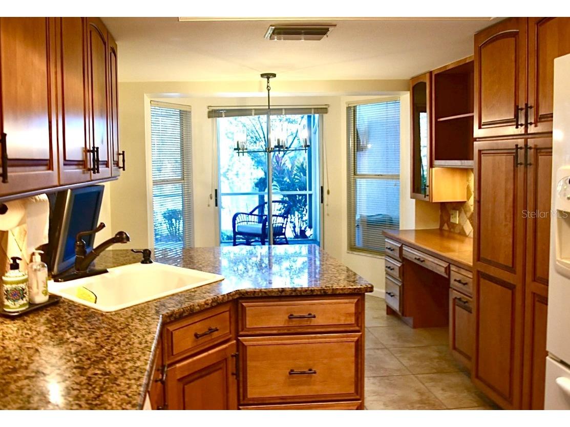 4230 Arborwood Lane Tampa FL 33618 TB8454094 image14