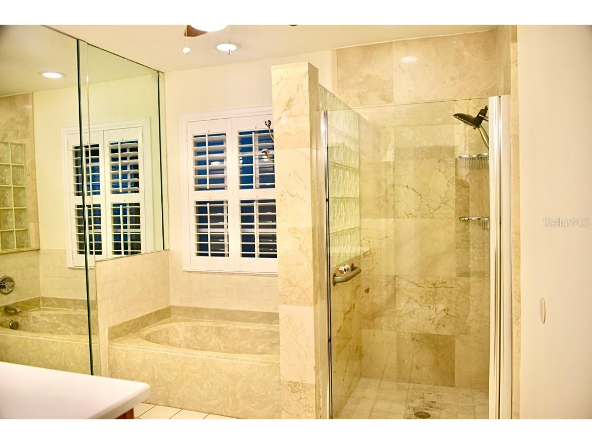 4230 Arborwood Lane Tampa FL 33618 TB8454094 image8