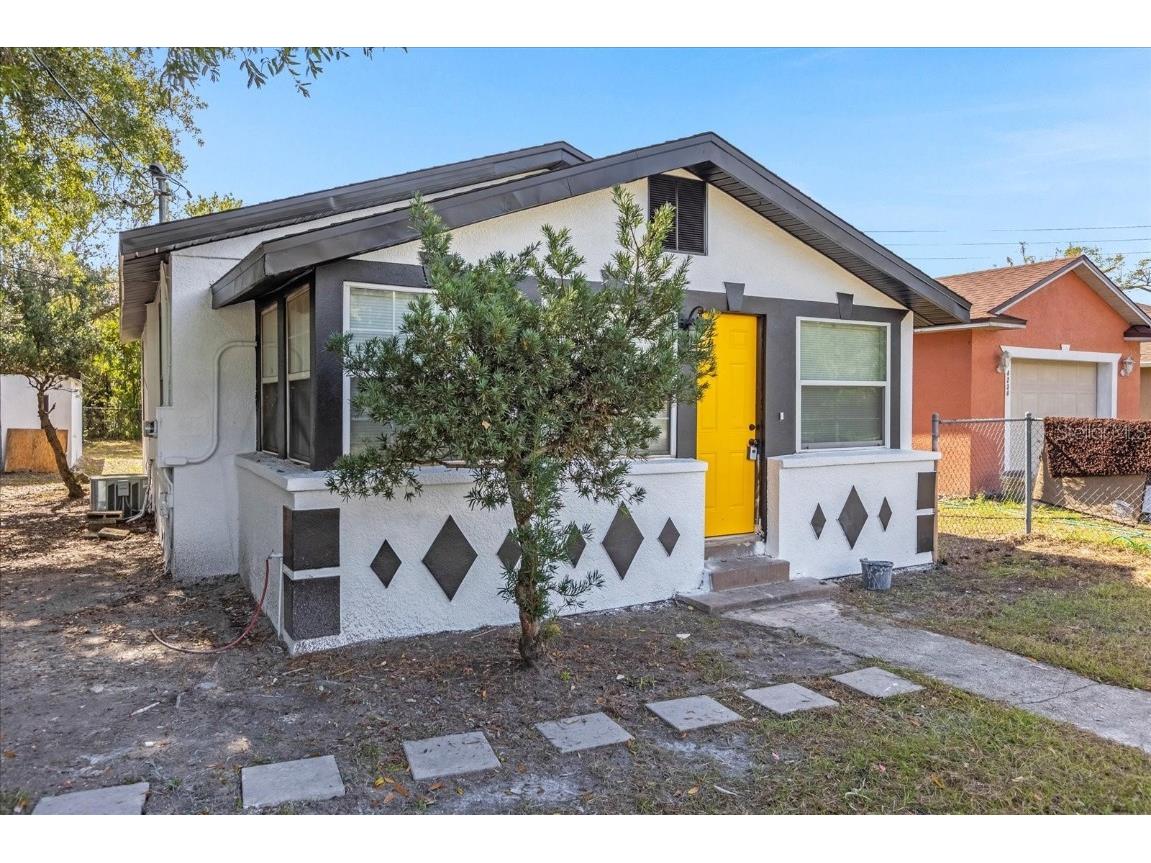 4230 Raleigh Street Orlando FL 32811 O6159680 image1
