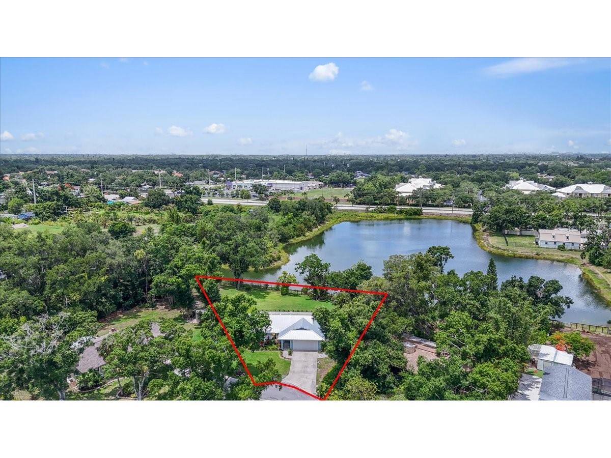4230 Shady Oaks Court Sarasota FL 34233 A4685832 image31
