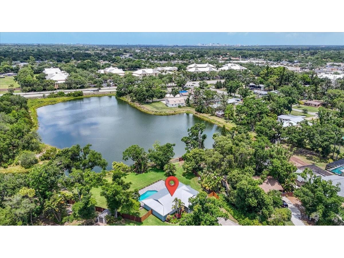 4230 Shady Oaks Court Sarasota FL 34233 A4685832 image32