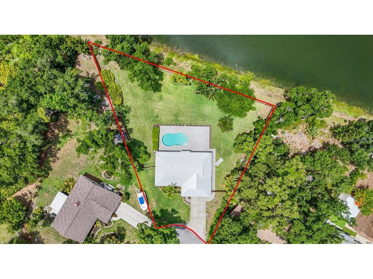 4230 Shady Oaks Court Sarasota FL 34233 A4685832 image33