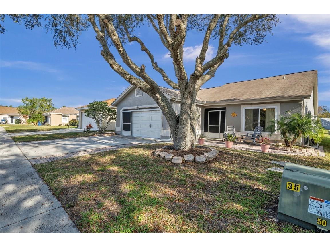 4230 Waltham Lane New Port Richey FL 34653 U8229847 image1