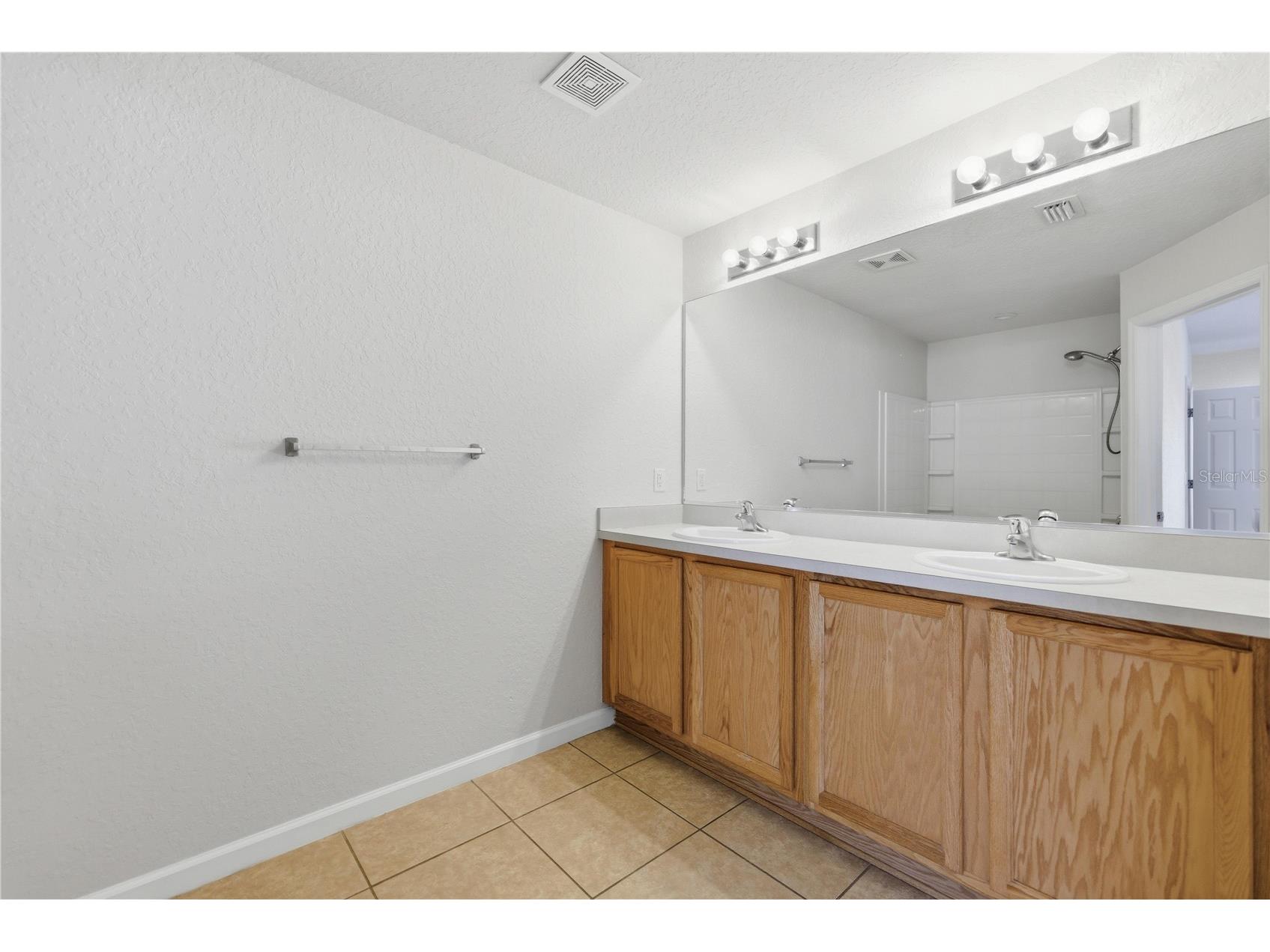 4231 SW 50th Circle Ocala FL 34474 OM718579 image19