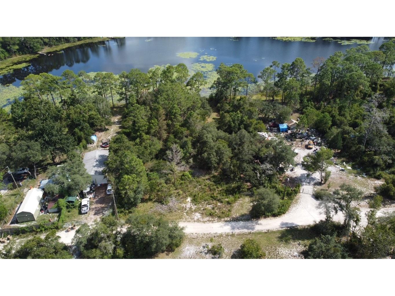 42318 W Lake Road Deland FL 32720 V4945125 image6