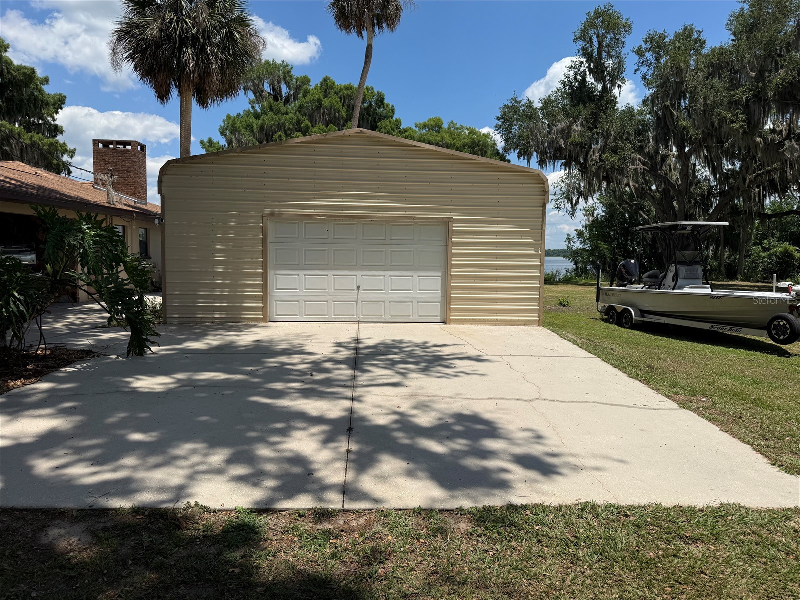4232 County Road 400 Lake Panasoffkee FL 33538 - LAKE PANASOFFKEE G5112404 image10