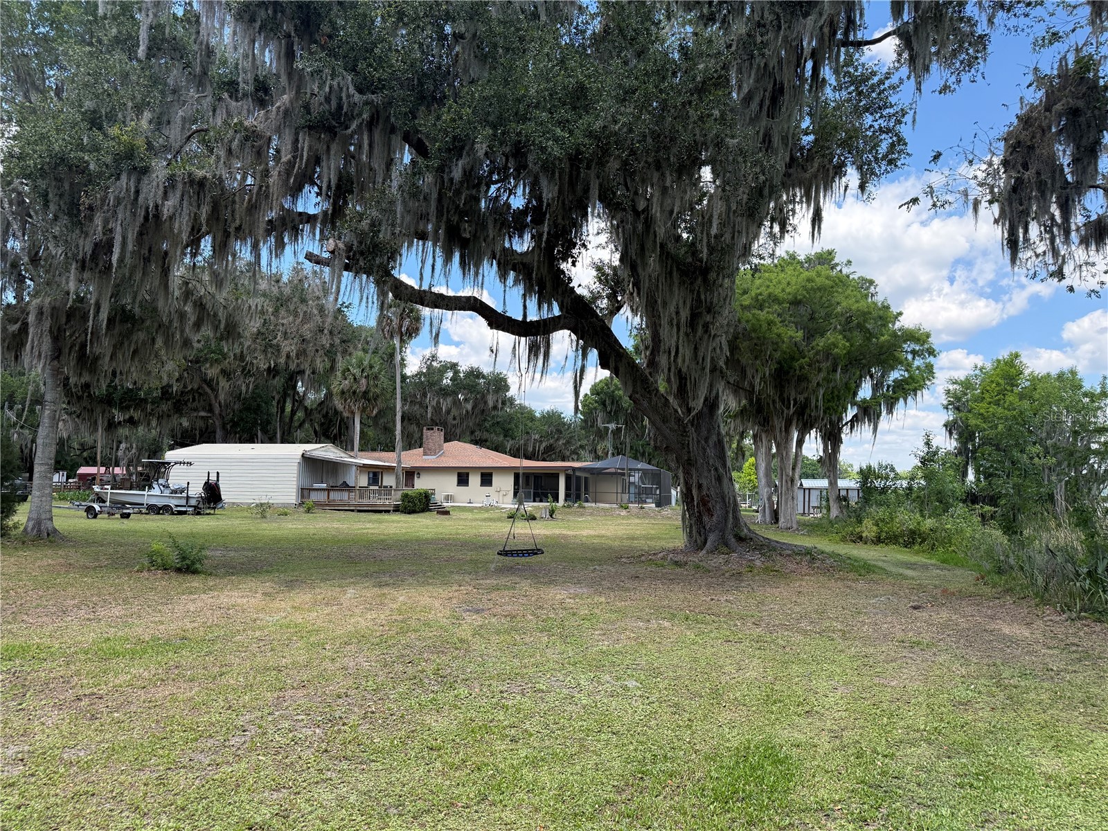 4232 County Road 400 Lake Panasoffkee FL 33538 - LAKE PANASOFFKEE G5112404 image18
