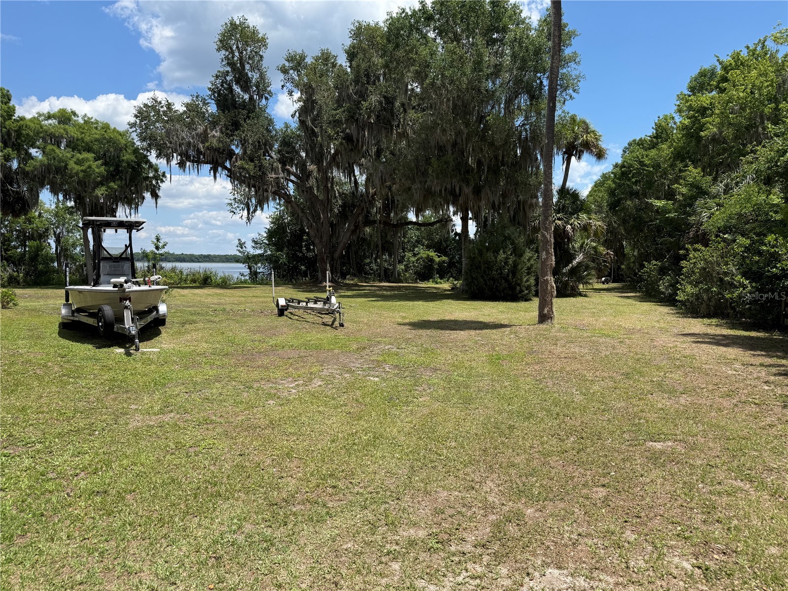 4232 County Road 400 Lake Panasoffkee FL 33538 - LAKE PANASOFFKEE G5112404 image20