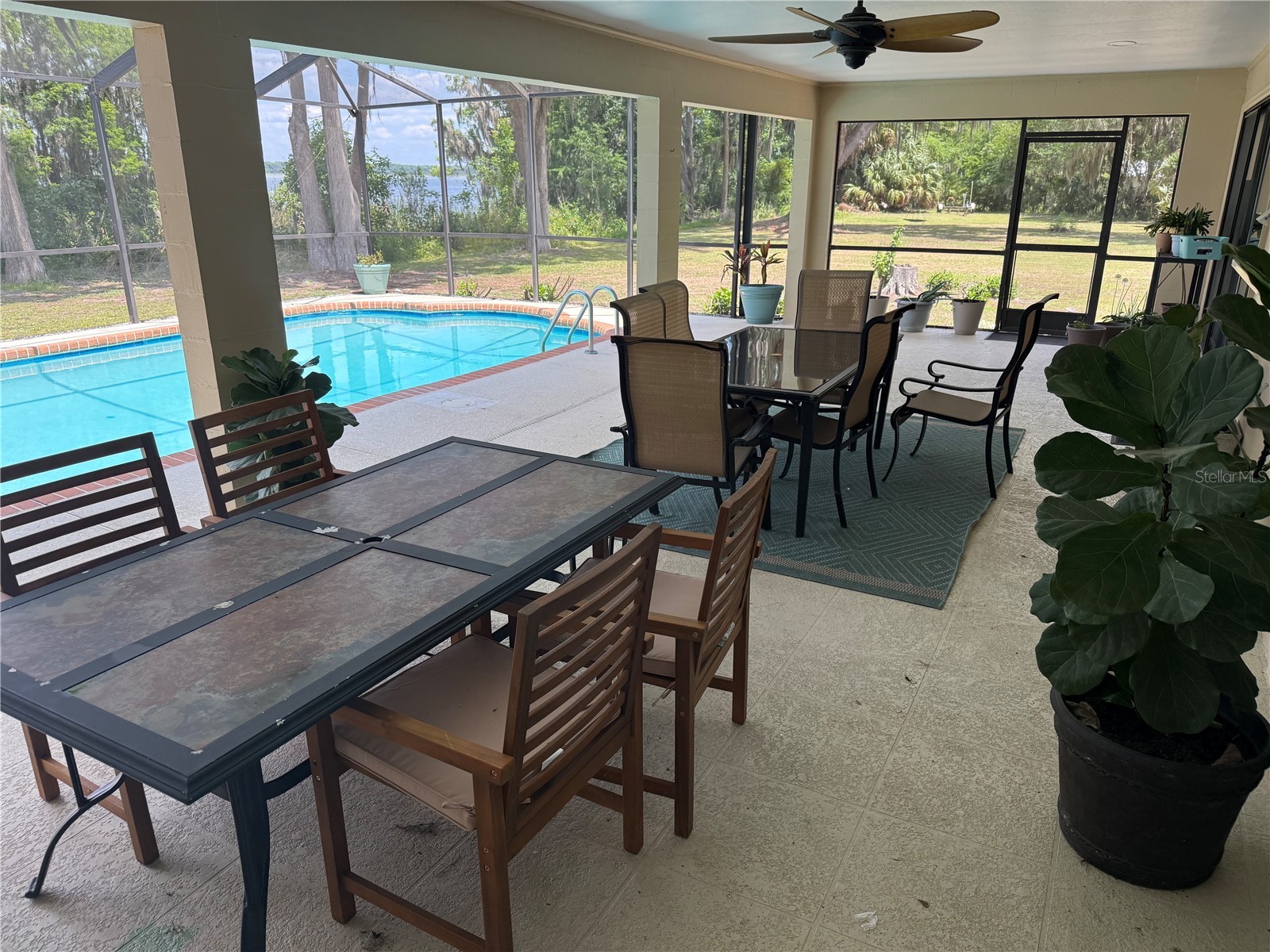 4232 County Road 400 Lake Panasoffkee FL 33538 - LAKE PANASOFFKEE G5112404 image82