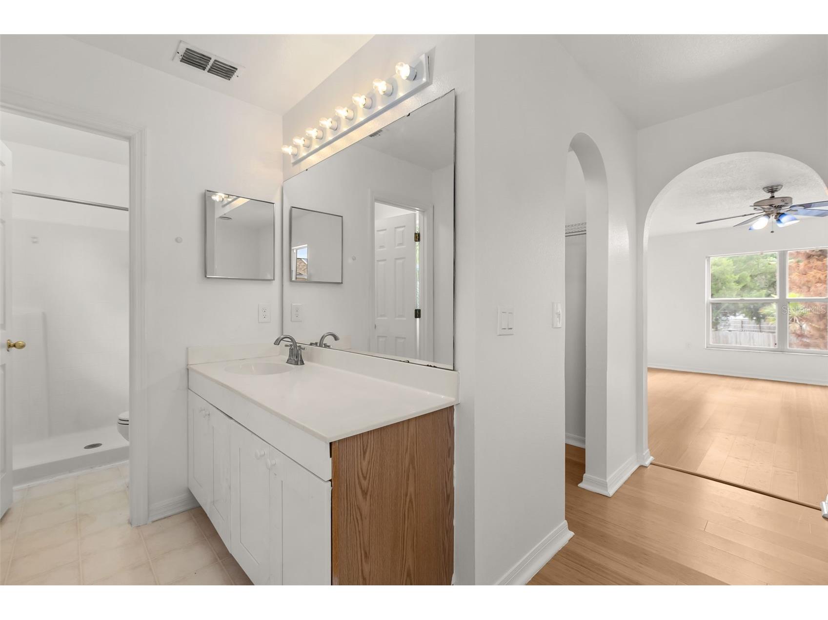 4232 Stonefield Drive Orlando FL 32826 O6410009 image28