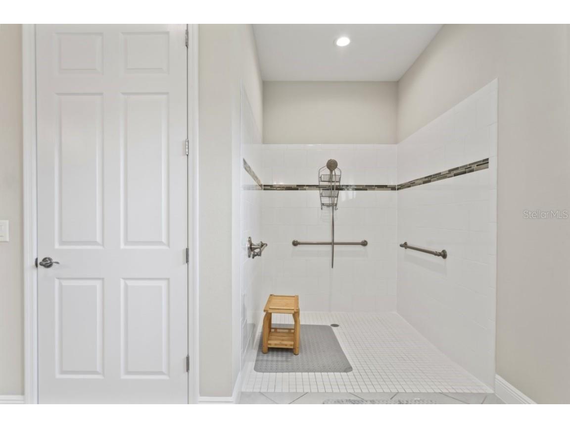 4232 Woodland Retreat Boulevard New Port Richey FL 34655 W7878860 image13