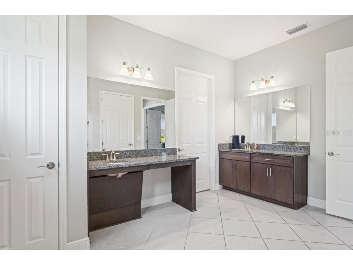 4232 Woodland Retreat Boulevard New Port Richey FL 34655 W7878860 image14