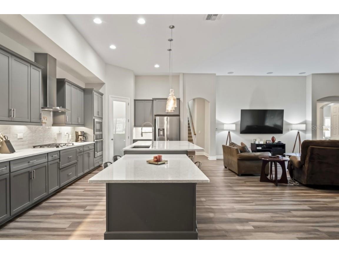 4232 Woodland Retreat Boulevard New Port Richey FL 34655 W7878860 image8