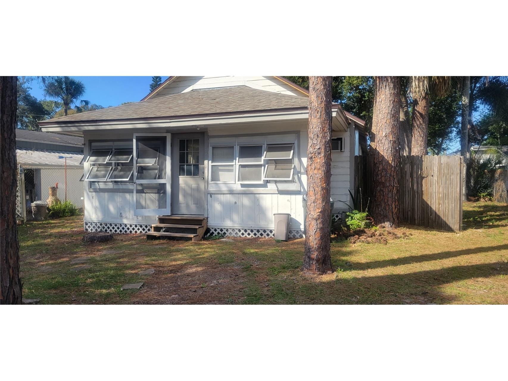 4233 & 4235 Manton Lane Holiday FL 34691 W7843556 image1
