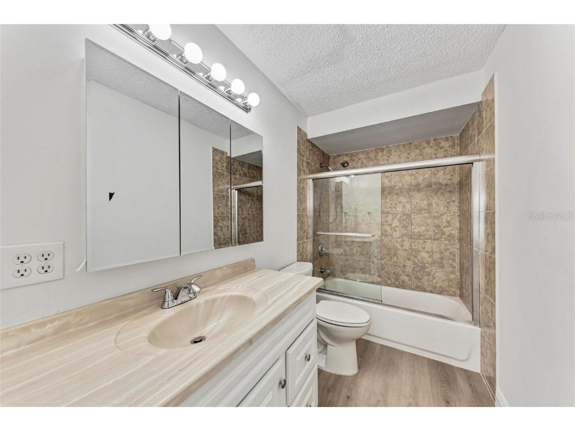 4233 5th Avenue W Palmetto FL 34221 O6357983 image10