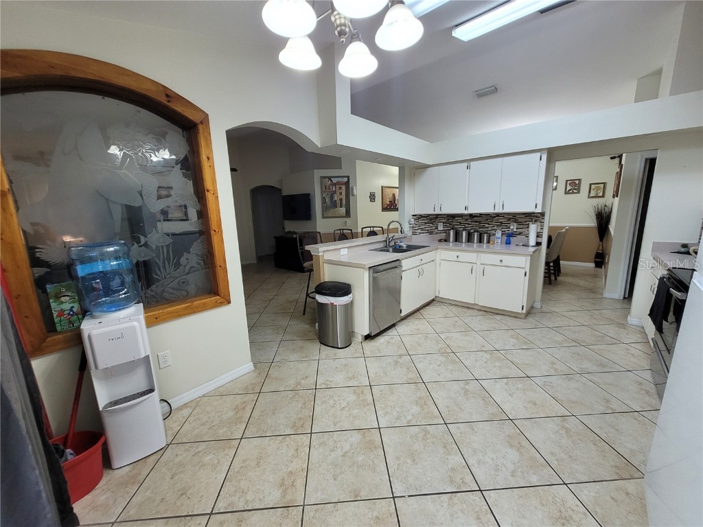 4233 Amber Ridge Lane Valrico FL 33594 TB8413524 image11