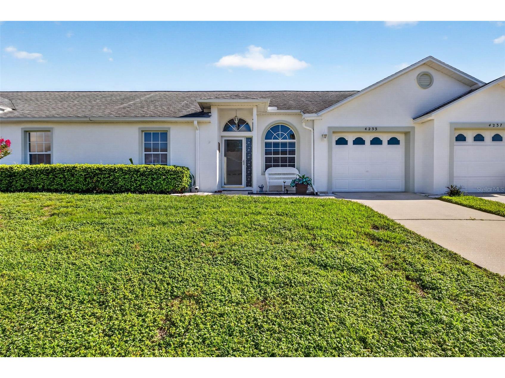 4233 Avanti Circle New Port Richey FL 34655 W7887030 image2