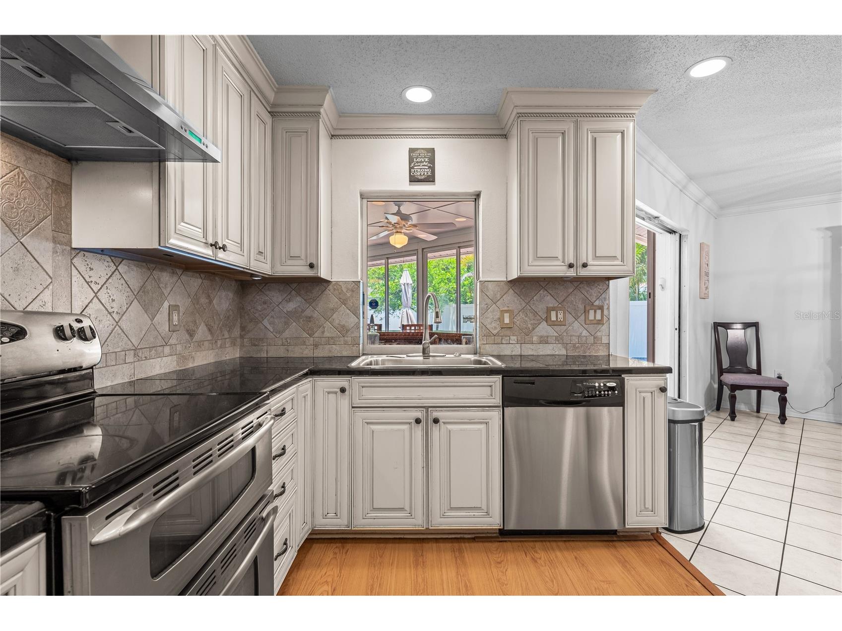 4233 Boswell Place Sarasota FL 34241 A4693963 image17