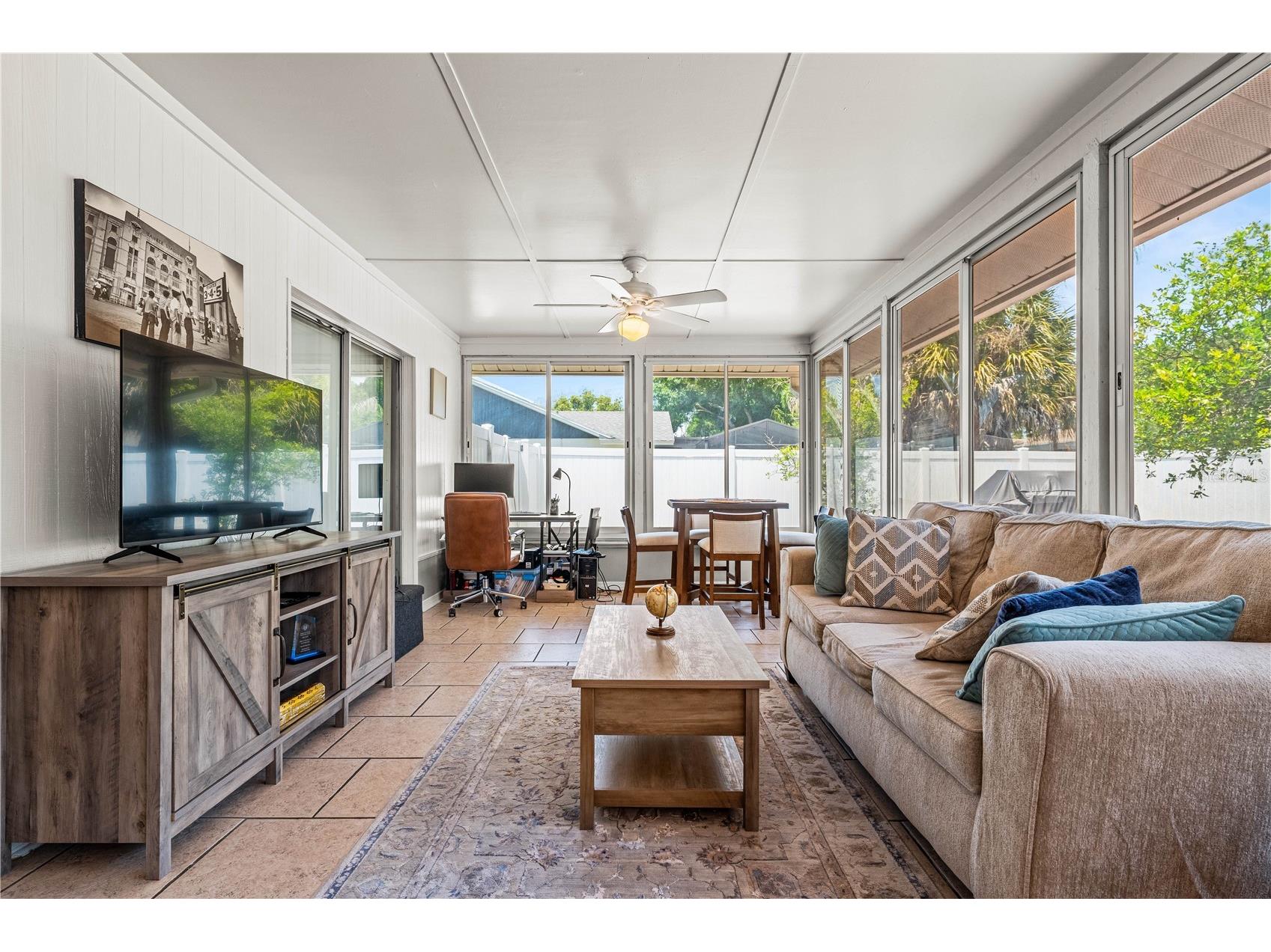 4233 Boswell Place Sarasota FL 34241 A4693963 image24