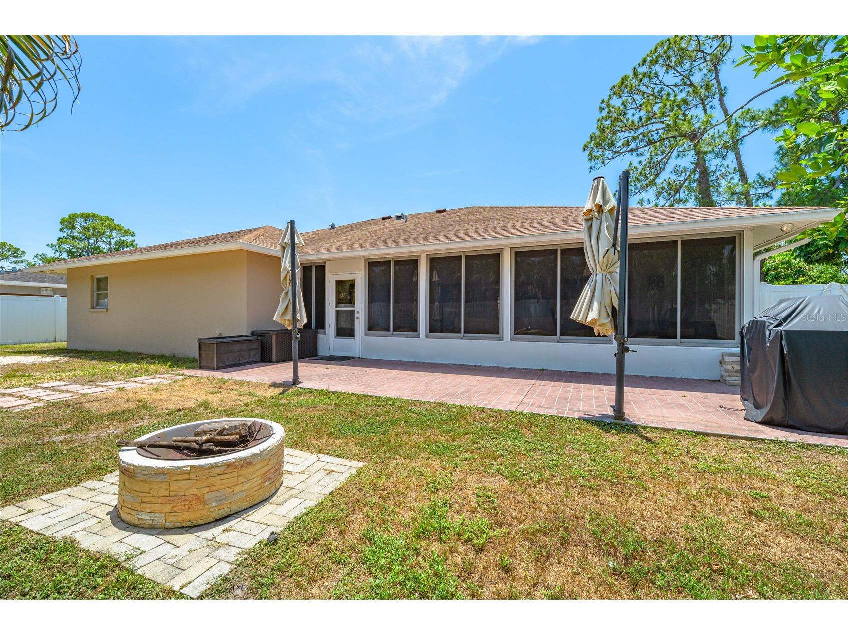4233 Boswell Place Sarasota FL 34241 A4693963 image38