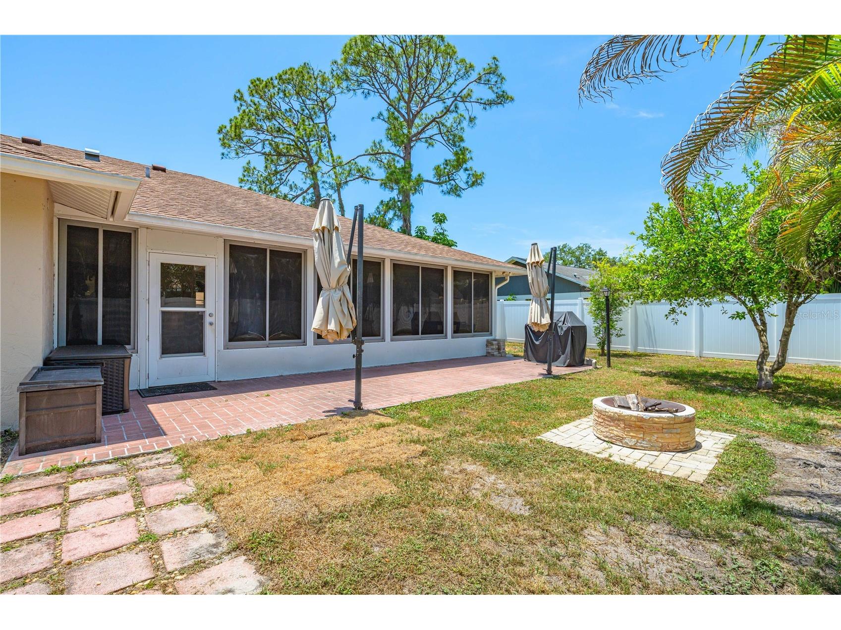 4233 Boswell Place Sarasota FL 34241 A4693963 image39