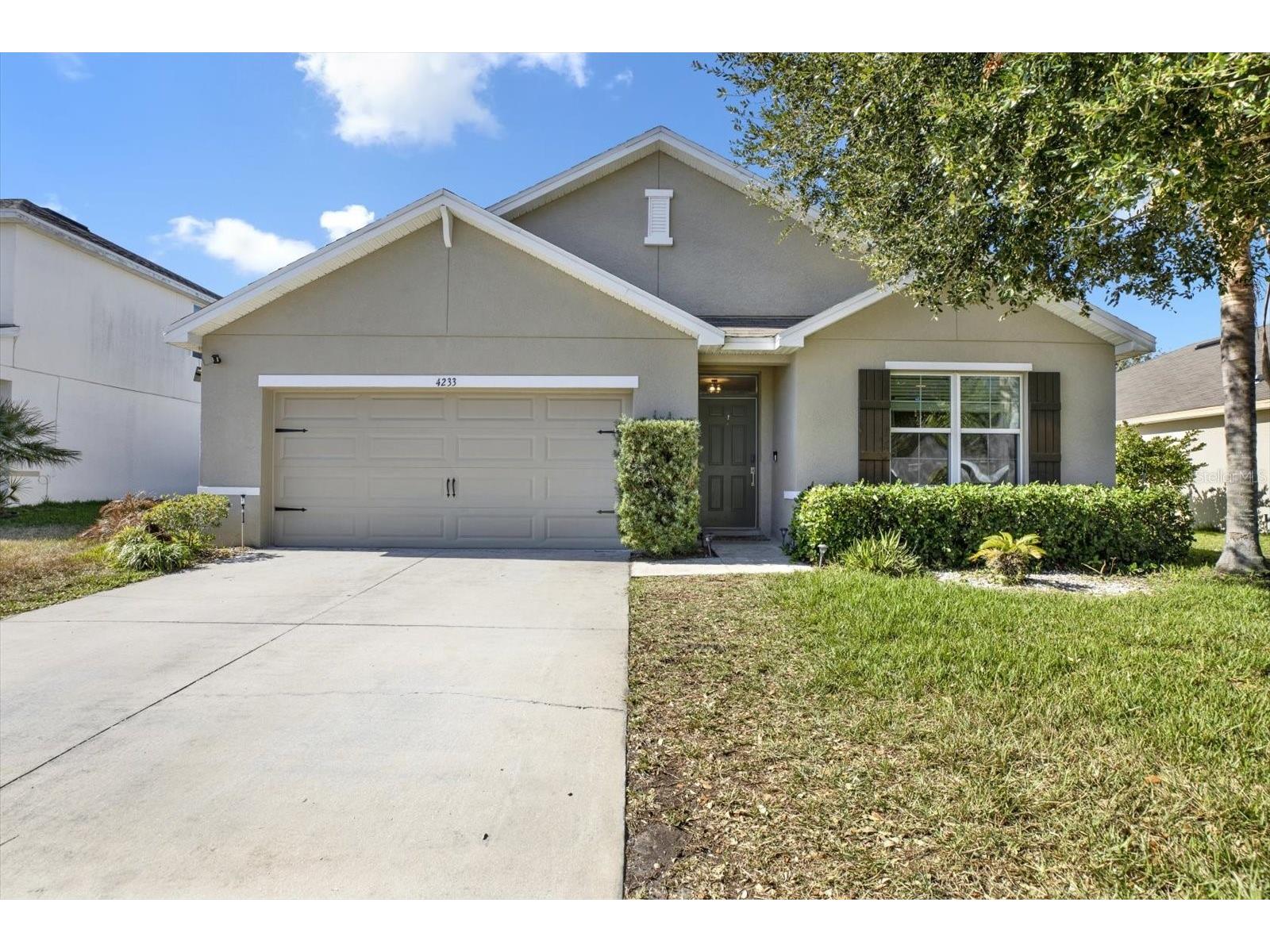 4233 Bramblewood Loop Spring Hill FL 34609 W7882817 image1