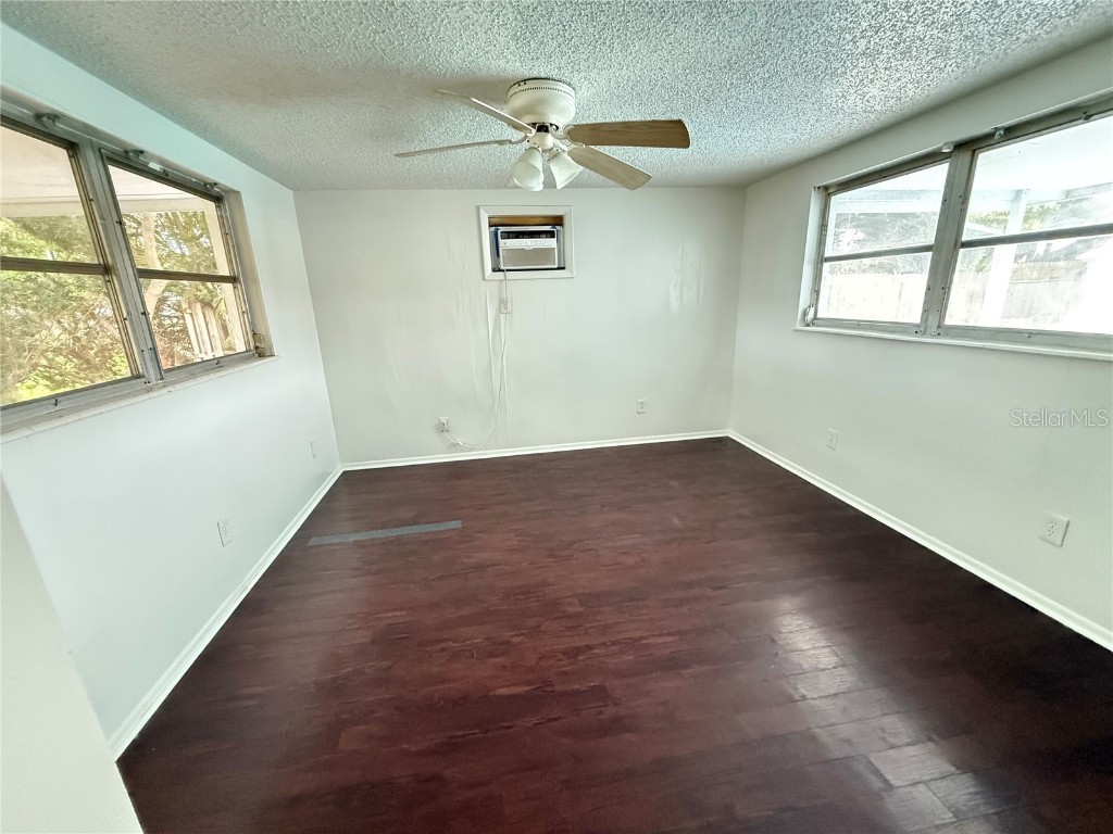 4233 Darlington Road Holiday FL 34691 TB8423235 image11