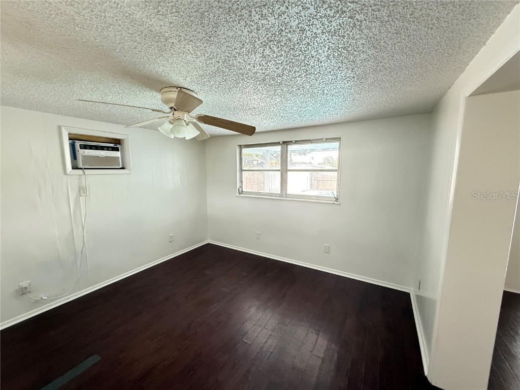 4233 Darlington Road Holiday FL 34691 TB8423235 image27