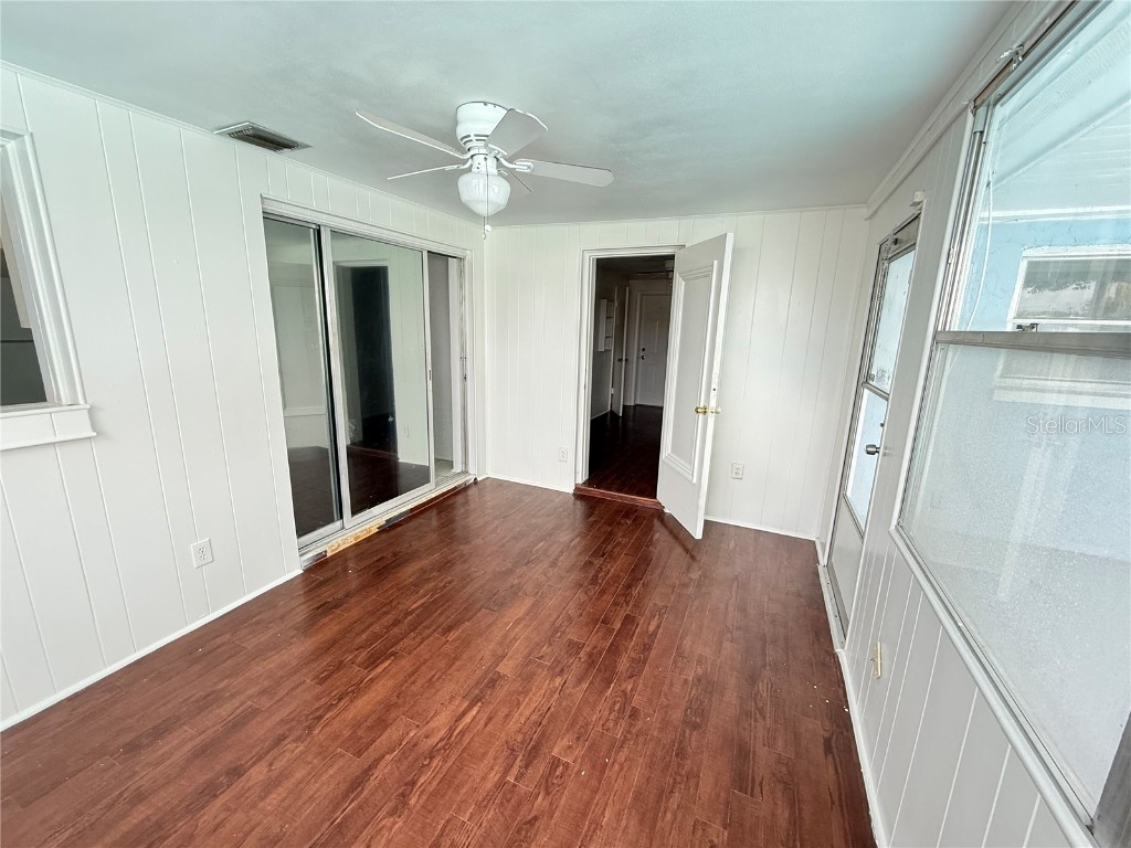 4233 Darlington Road Holiday FL 34691 TB8423235 image34