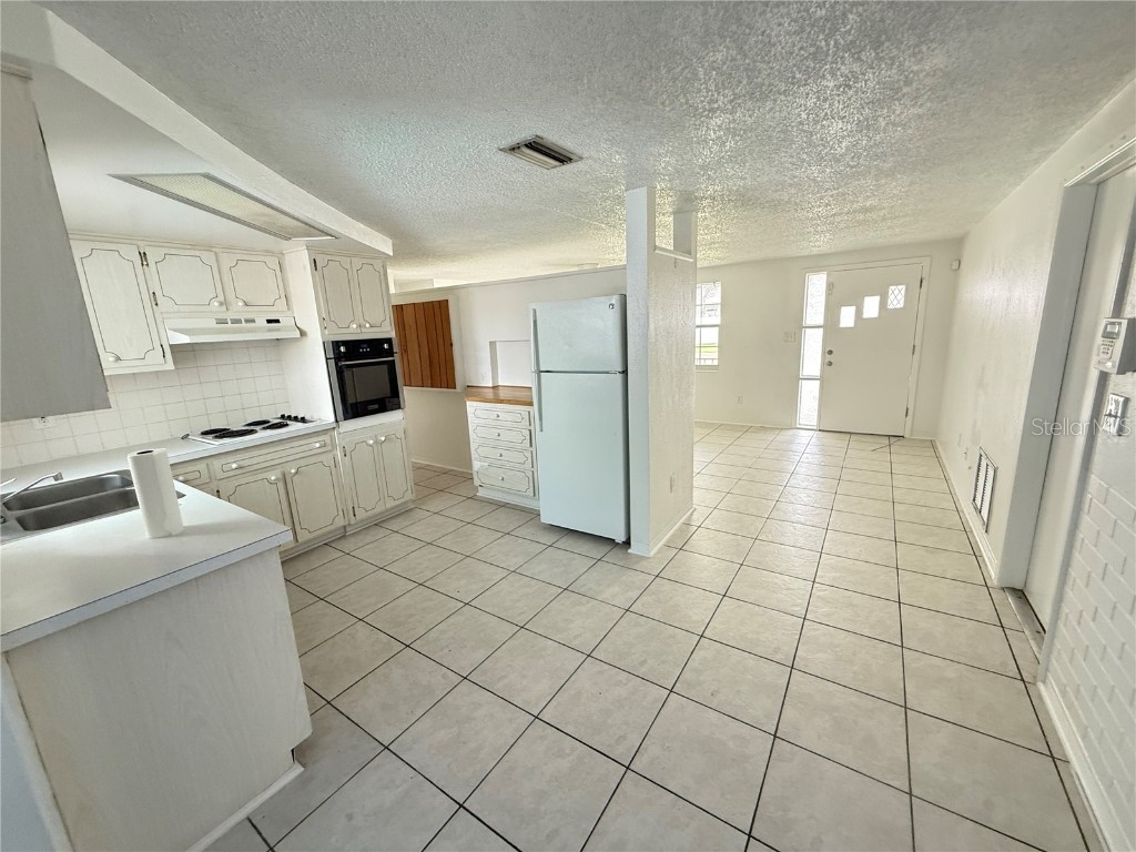 4233 Darlington Road Holiday FL 34691 TB8423235 image36