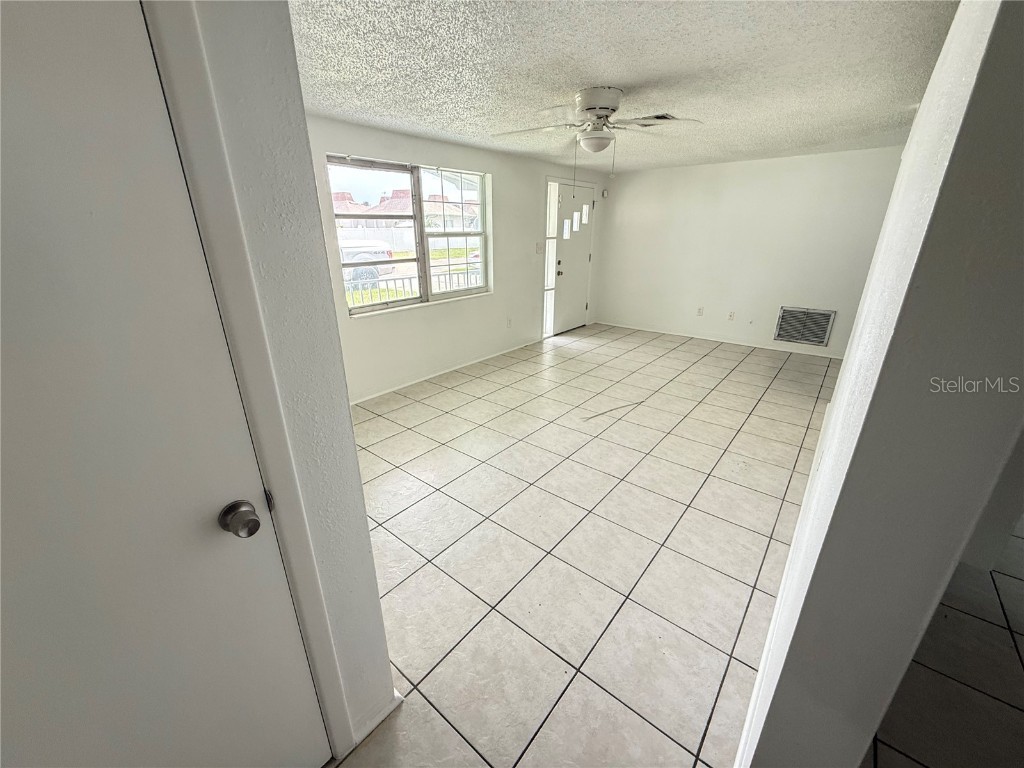 4233 Darlington Road Holiday FL 34691 TB8423235 image38