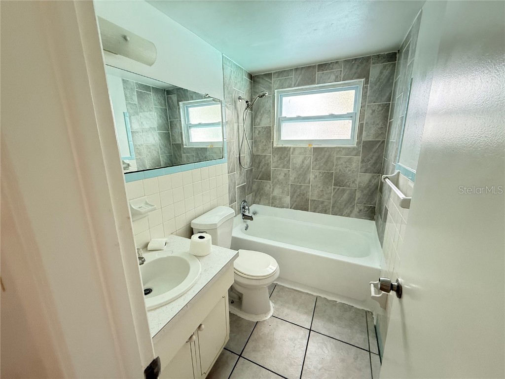 4233 Darlington Road Holiday FL 34691 TB8423235 image43