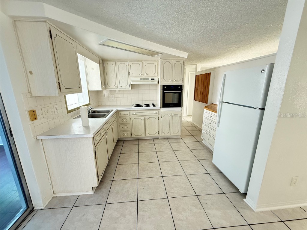 4233 Darlington Road Holiday FL 34691 TB8423235 image47