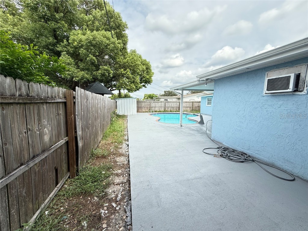 4233 Darlington Road Holiday FL 34691 TB8423235 image7