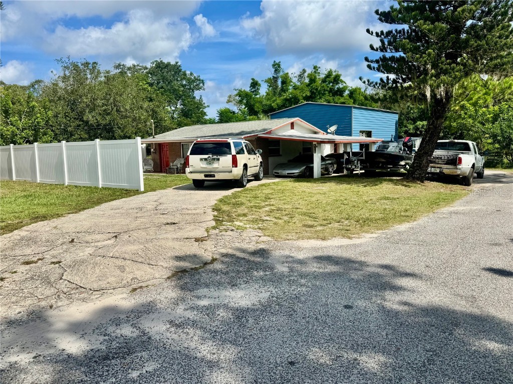 4233 Flora Avenue Holiday FL 34691 W7877562 image1