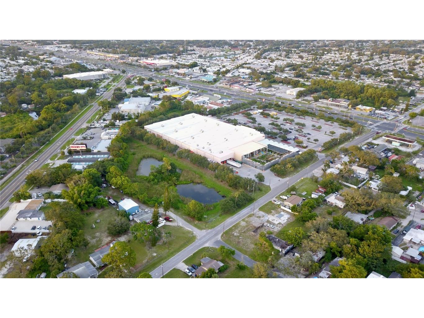 4233 Flora Avenue Holiday FL 34691 W7877562 image20