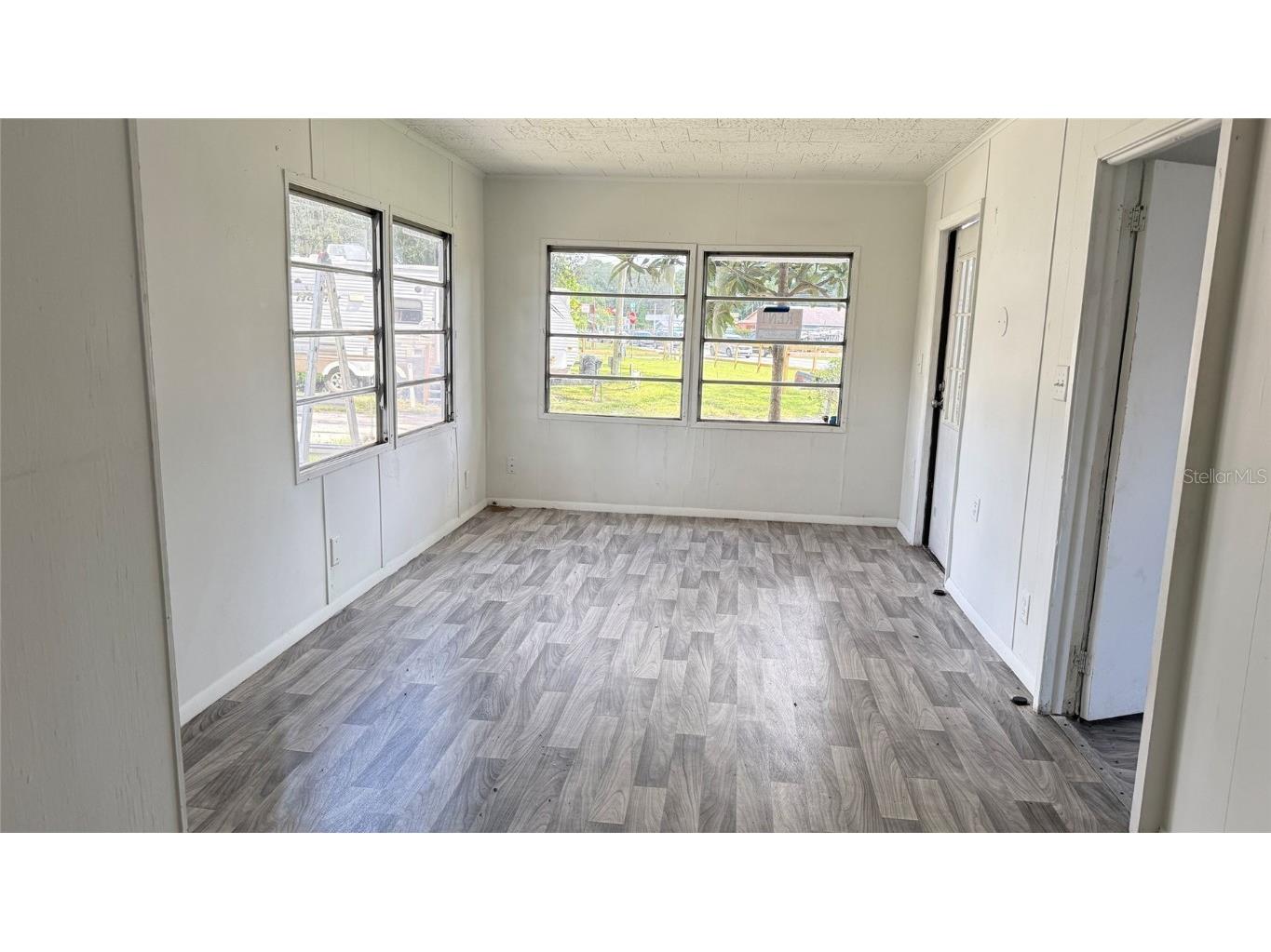 4233 Gall Boulevard Zephyrhills FL 33542 TB8450203 image17