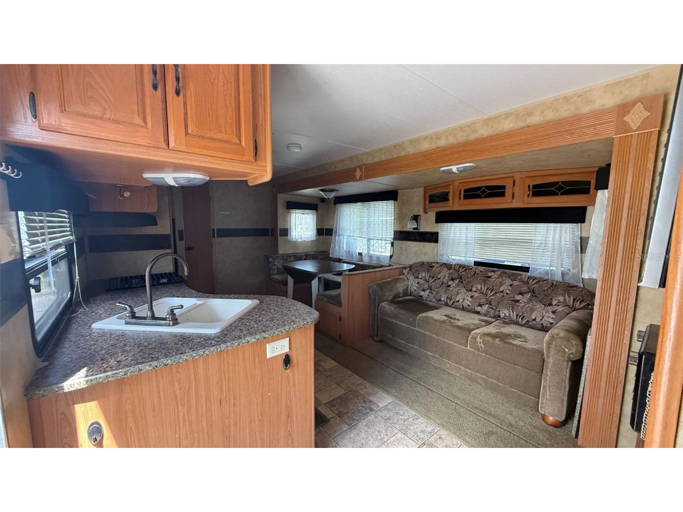 4233 Gall Boulevard Zephyrhills FL 33542 TB8450203 image18