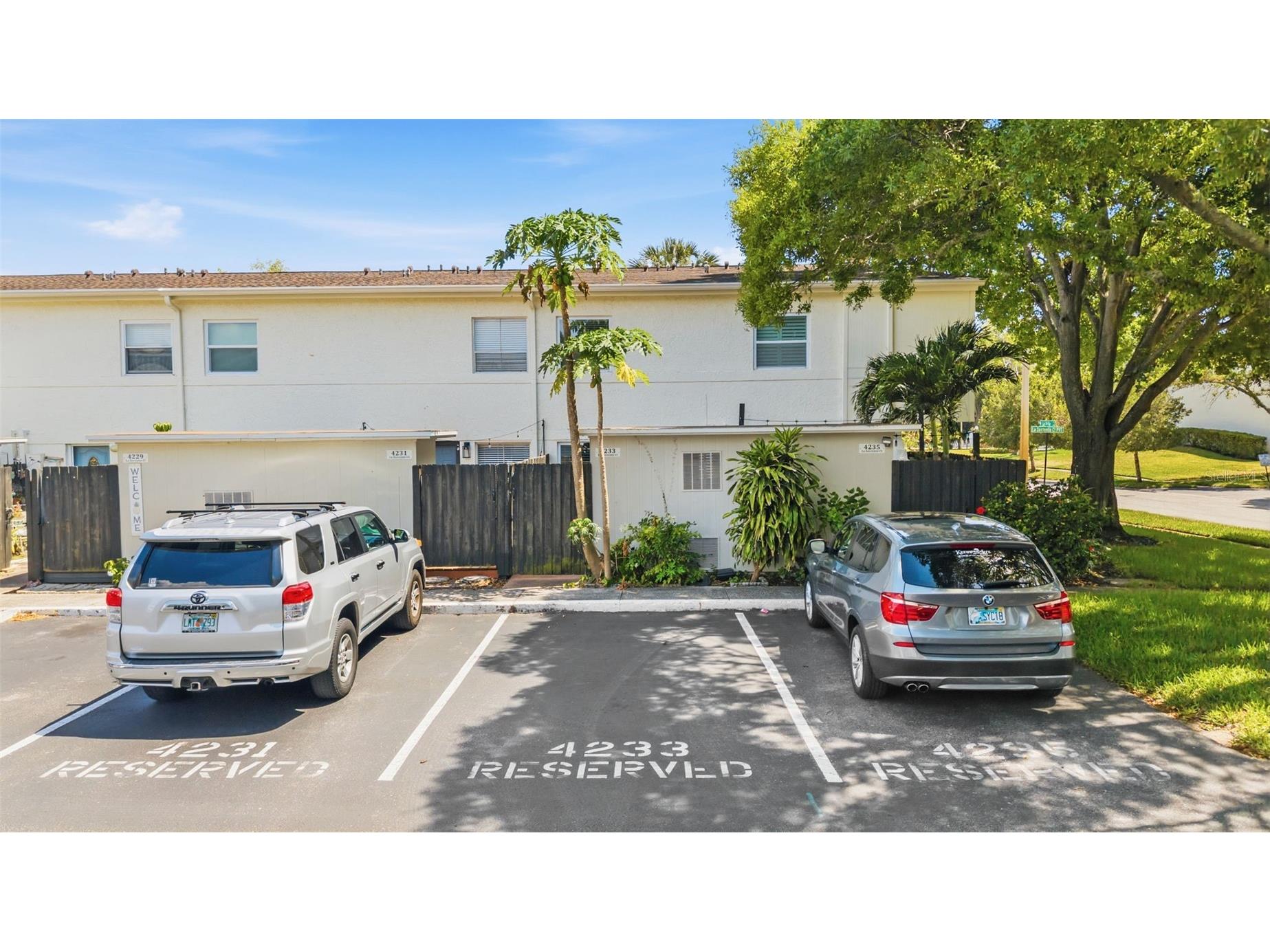 4233 La Sorrento Court Tampa FL 33611 TB8512878 image1