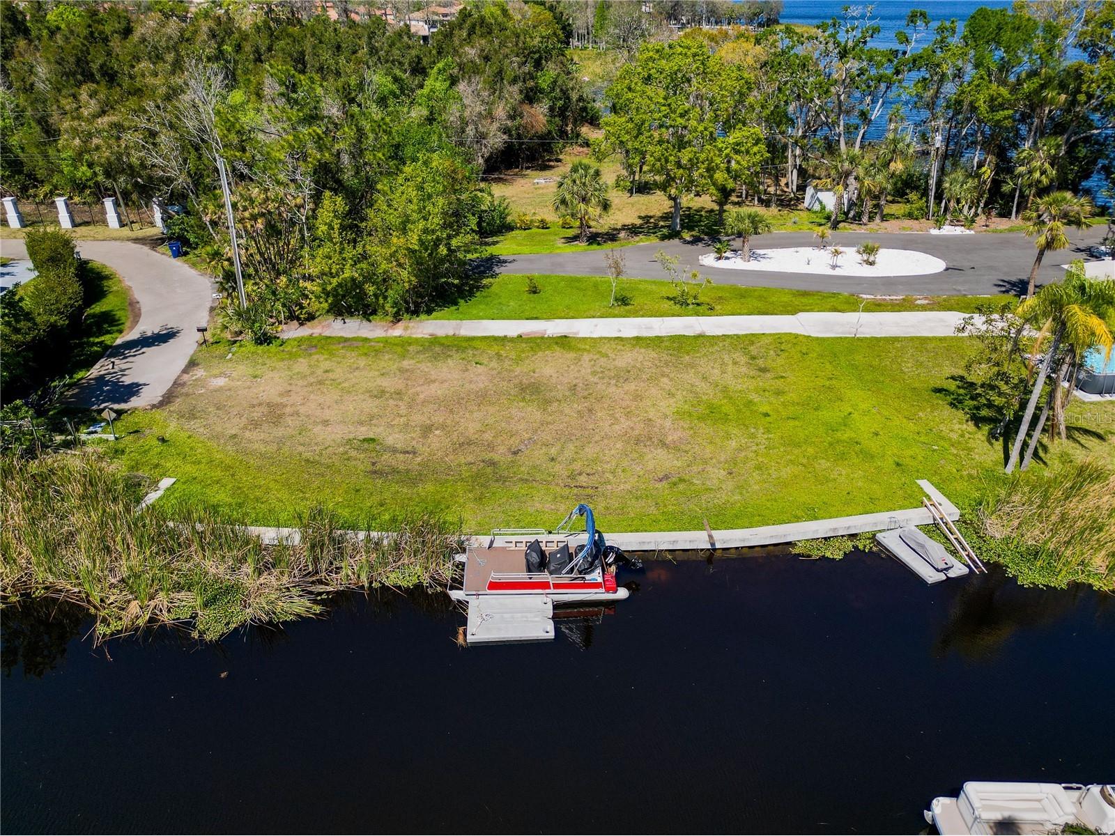 4233 Lake Avenue Palm Harbor FL 34684 - LAKE TARPON TB8363900 image1