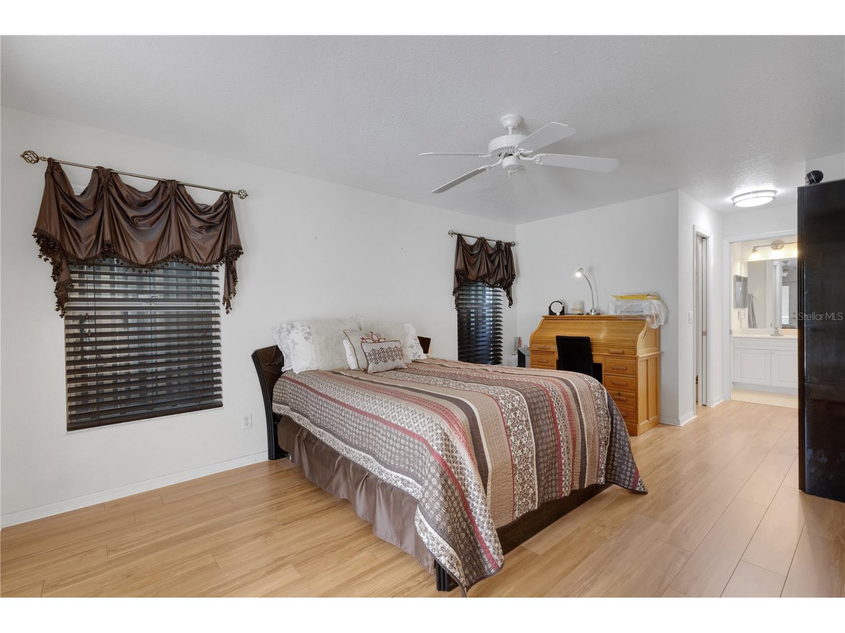4233 Merriam Lane North Port FL 34288 A4693649 image20
