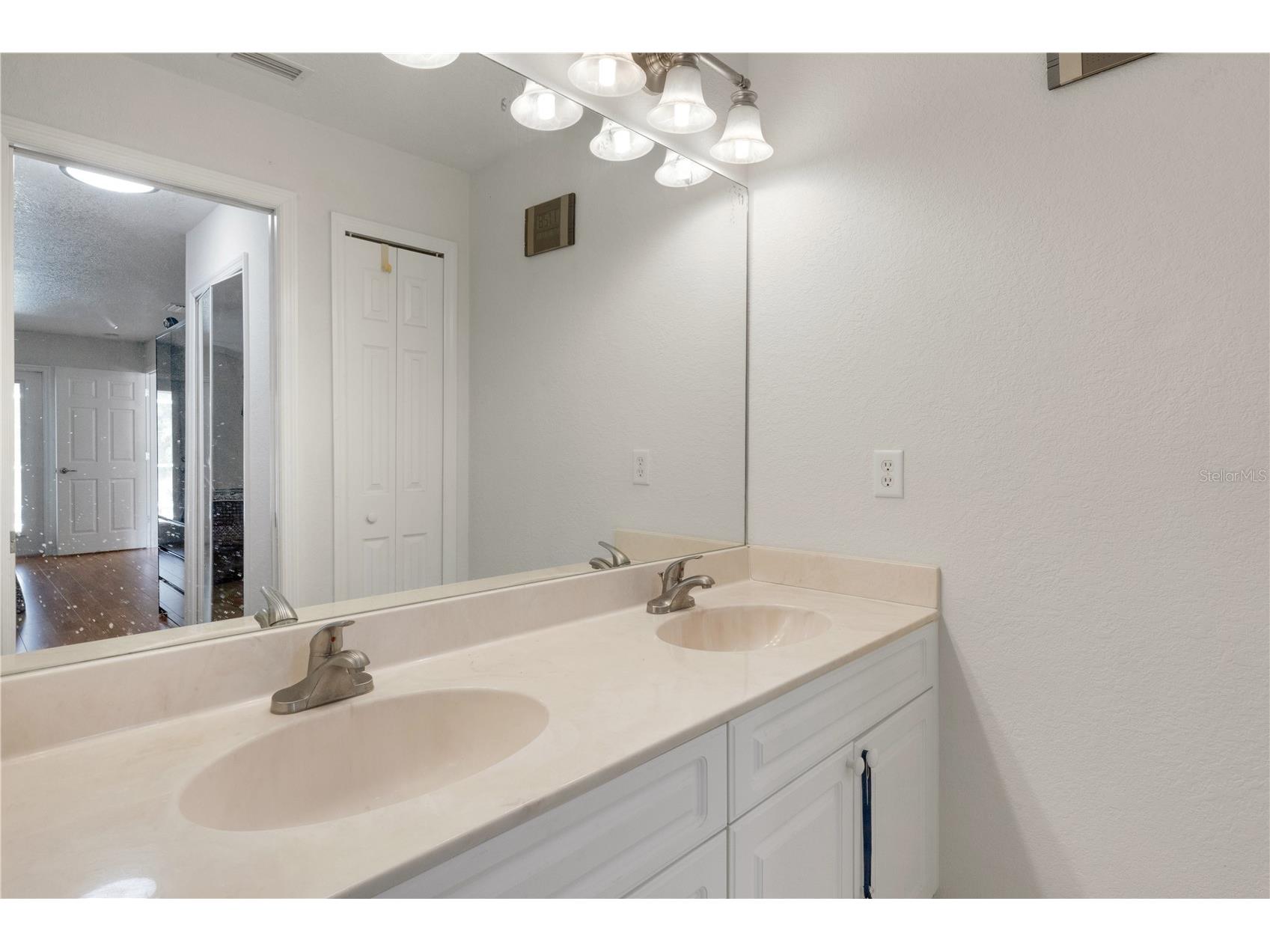 4233 Merriam Lane North Port FL 34288 A4693649 image24